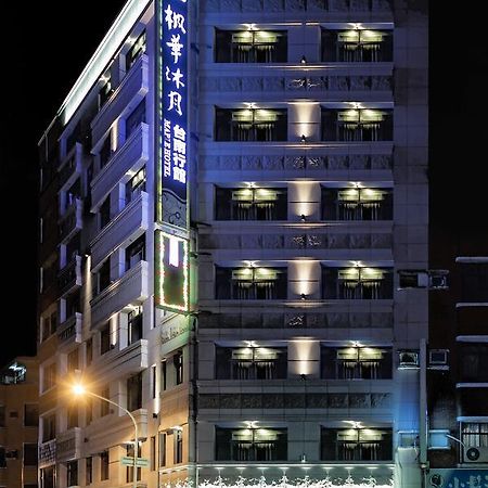 Maple Hotel Тайнань Экстерьер фото